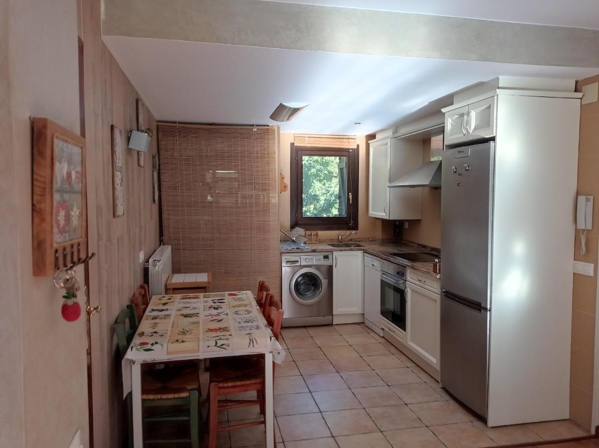 شقة Vivienda Isabel Sesué المظهر الخارجي الصورة